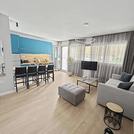 Apartmán Estia Premium - Valouritou 52 Sqm2 *